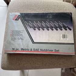 All trade Professional 18 Piece Metric & SAE Nutdriver Set