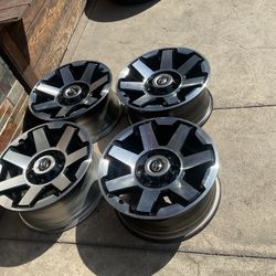 17” Toyota Tacoma 4Runner Wheels