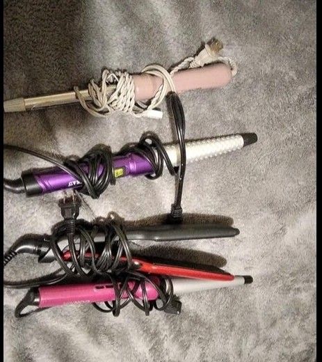 Curling Irons & Straightener 