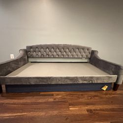 Daybed Twin Size Velvet Grey  With Box Spring 