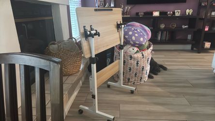 Adjustable Standing Desk