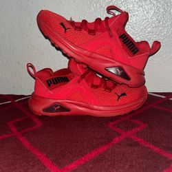 Puma Kids Shows Size 12C