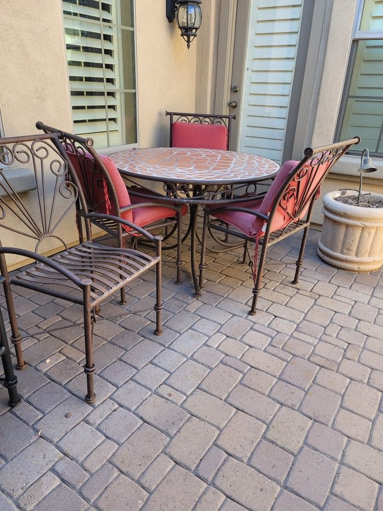 Patio Set for Sale in Peoria, AZ OfferUp