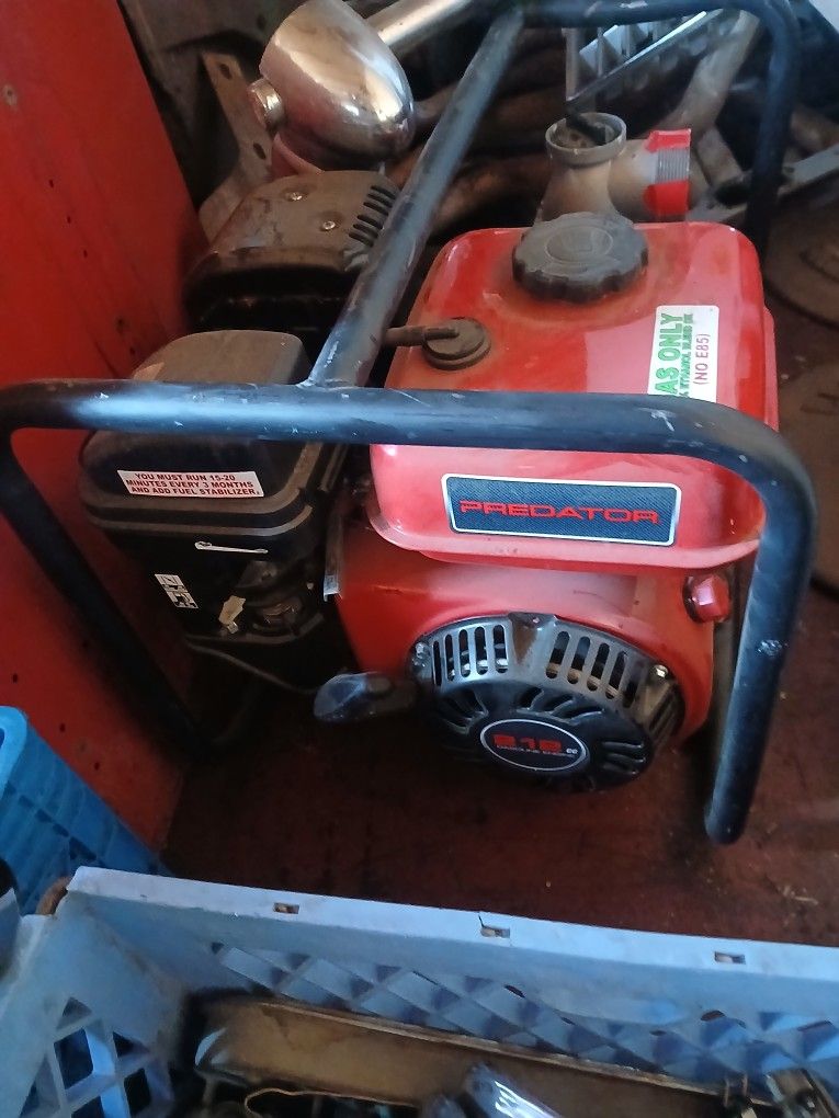 PREDATOR 212 WATER PUMP!! NEW!! NEVER USED!!125$