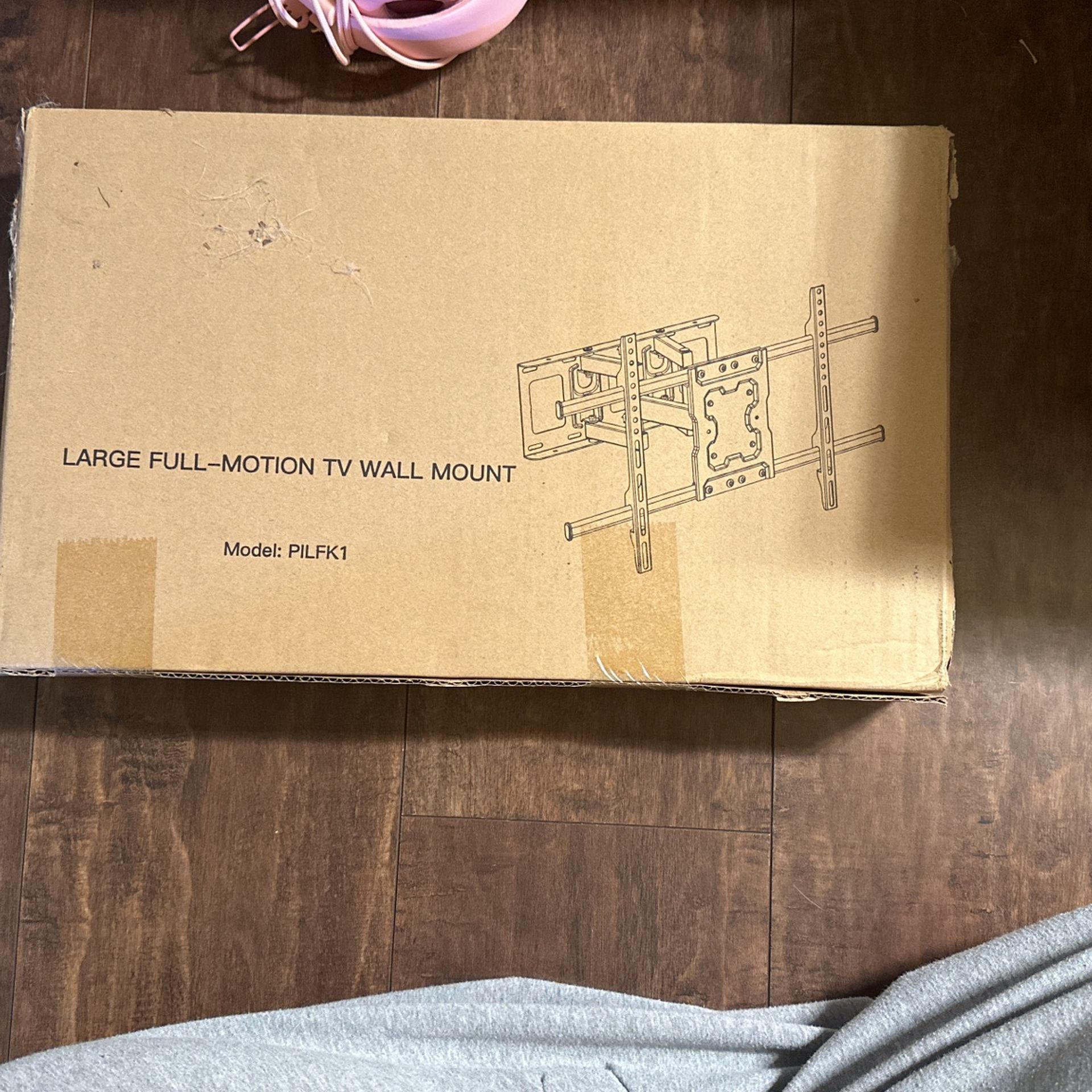 Large Full Motion Tv Wall Mount NIB