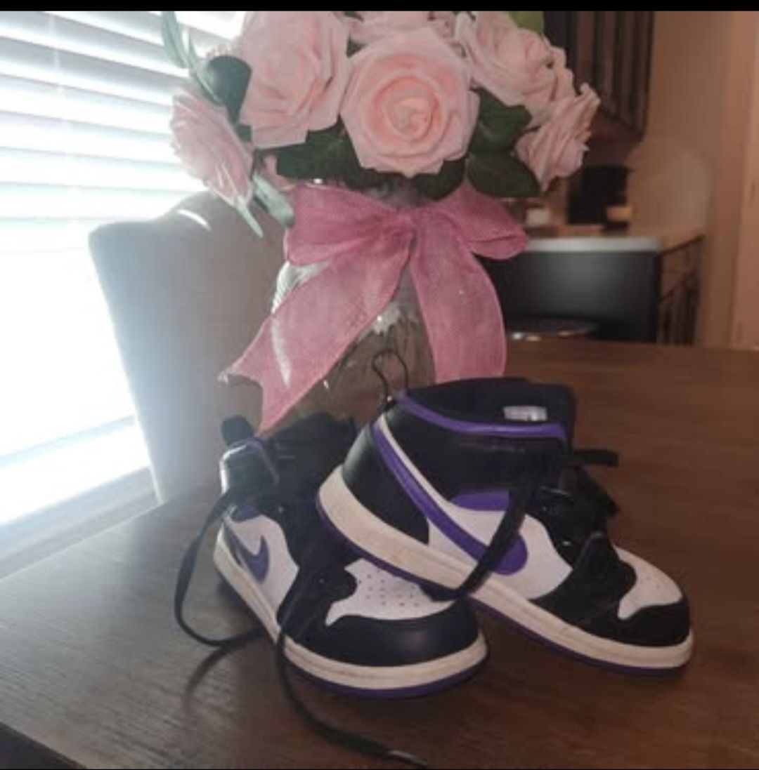 Kids shoes