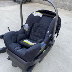 Nuna Car Seat And Base