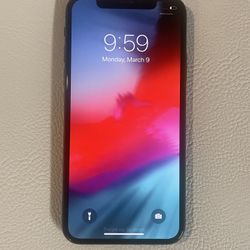 Apple iPhone X 64GB - (Unlocked)
