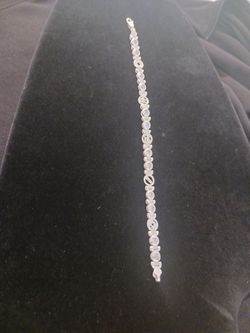 BEAUTIFUL 9.25  SILVER  BRACELET .....😍
