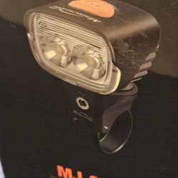 Magicshine MJ-902S 3000 Lumen Bike Light – NEW in Box, E‐Bike Compatible
