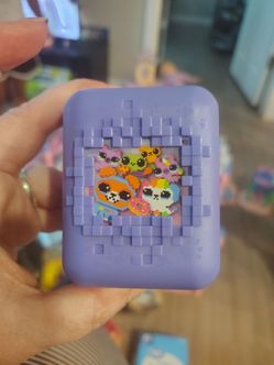 Bitzee interactive friend