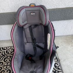 Chicco Car seat 