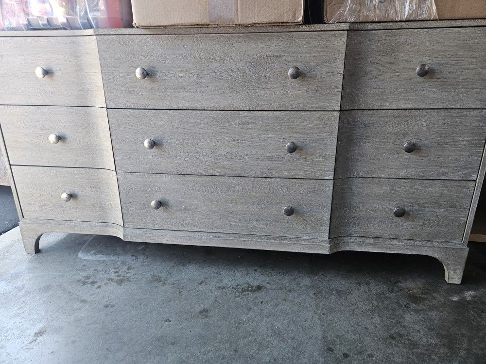 Bernhardt Dresser