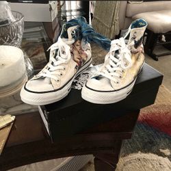 Converse Chucks Wonder Woman High Top Sneakers Women’s 9 Men’s 7 LIKE NEW
