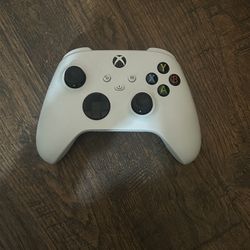 Microsoft Xbox Wireless Controller Robot White for Series X|S and Xbox One