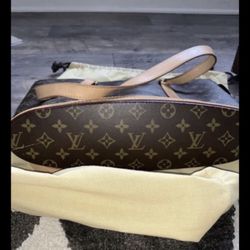 Louis Vuitton LV Purse for Sale in Sacramento CA OfferUp