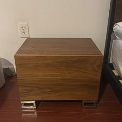 Bed side table