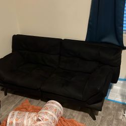 Black Futon