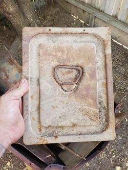 1947 to 53 chevy truck battery lid