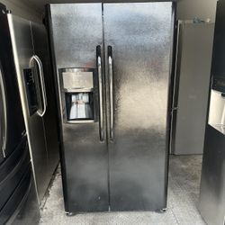 Nevera, Refrigerator Frigidaire, 36x32x69, Warranty 3 Months, Delivery Available 