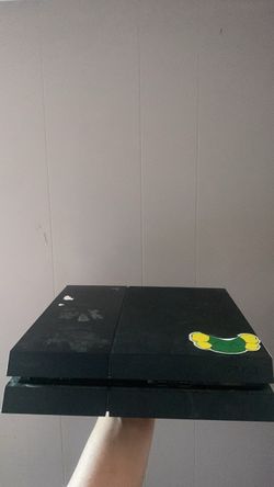 PS4 slim and ps4 pro