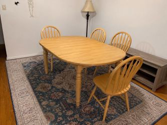 Dining table set with 4 matching chairs 🤎✨