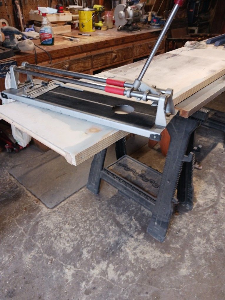 Tiles Cutters 