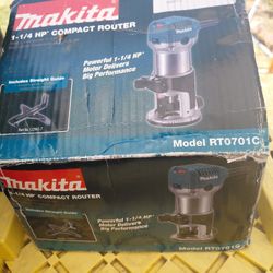 Makita 1-1/4 HP Compact Router
