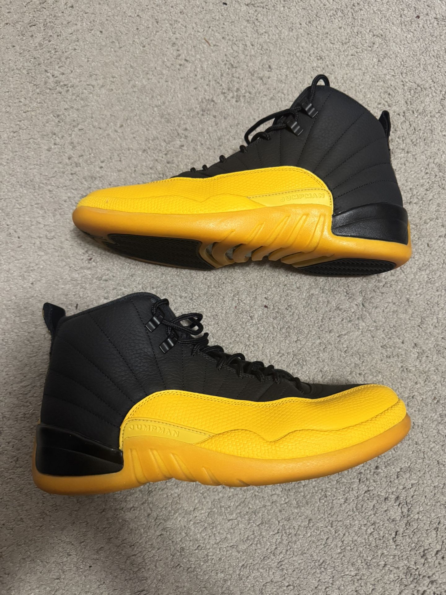 VNDS JORDAN 12 GOLD SIZE 10