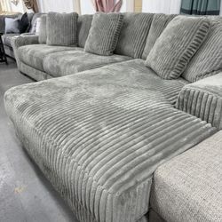 🎀Hot Deal 🤝 BRAND NEW 👌LINDYN FOG 3-PIECE RAF SECTIONAL SOFA 
