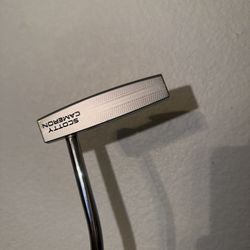 Scotty Cameron putter 