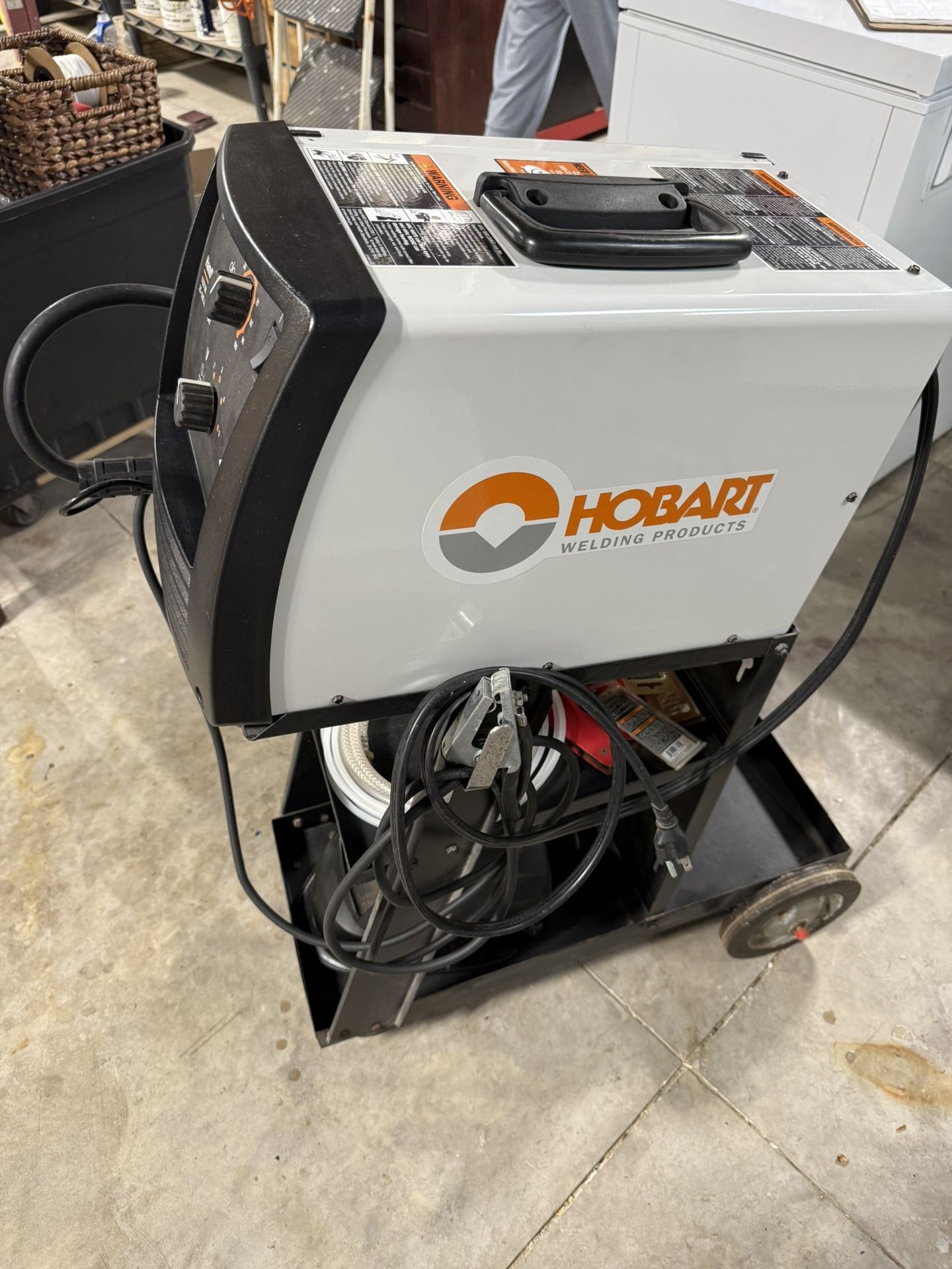 Hobart 140 Handler 115v