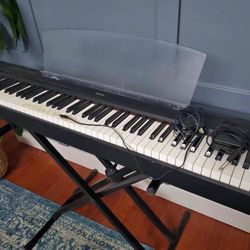 Yahama Weight Digital Piano