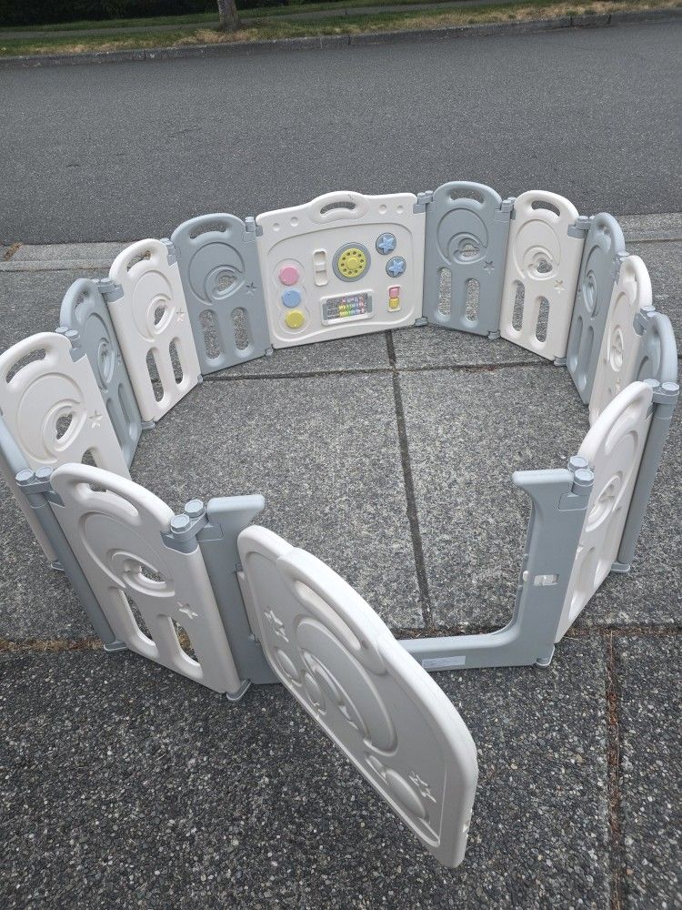 Baby Play Pen