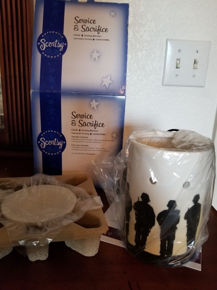Scentsy Military warmer