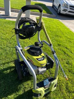 RYOBI GAS 3100 PSI PRESSURE WASHER WITH HONDA ENGINE