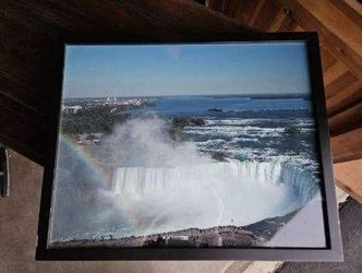 Black 16 x 20 Frame—Picture Of Horseshoe Falls (Niagara Falls)