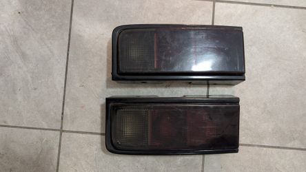 Hummer H2 Tail Lights