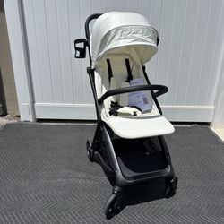 Stroller/ Icon Compact Travel Stroller/ Travel/ Airplane/ Kids/ New