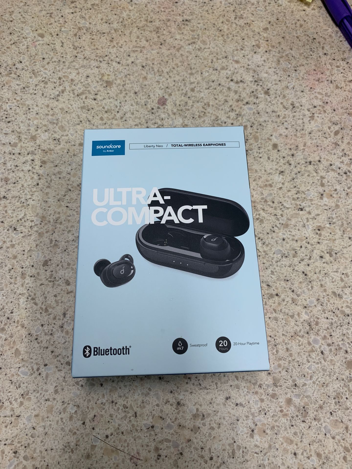 Bluetooth earbuds