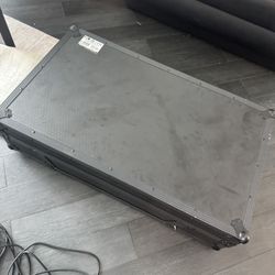 PRO X DJ CONTROLLER FLIGHT CASE