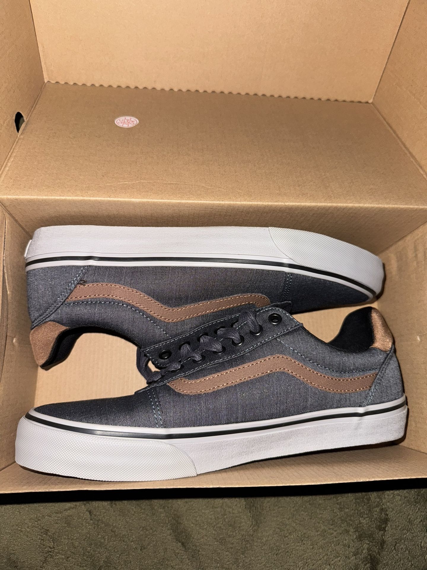 Vans Ward Deluxe Sneakers