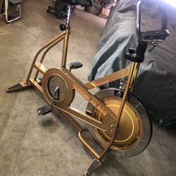 Stationary Bike. Schwinn 