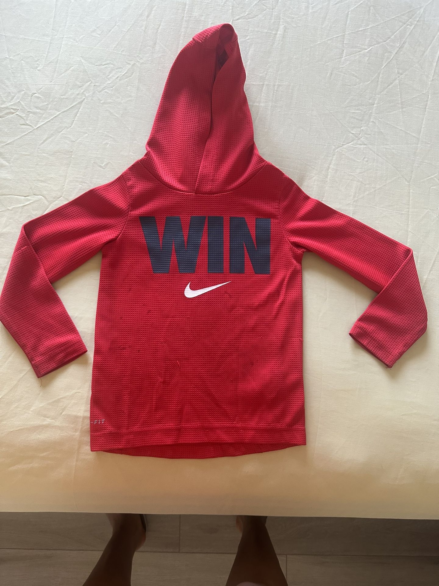 kids Nike Pullover top Size 4