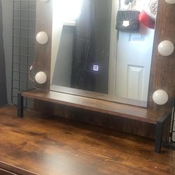 Makeup Vanity 