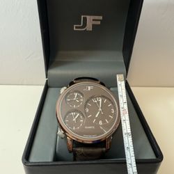  Men's Watch NEW 