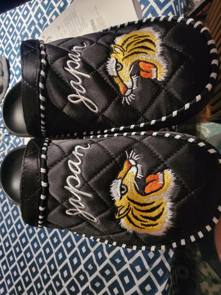 Crocs X Beams Dylan Clogs Collab Size 10 for Sale in Chicago Crocs X Beams Dylan Clogs Collab Size 10 for Sale in Chicago