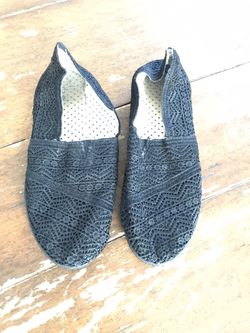 Black crochet flats - size 8/9