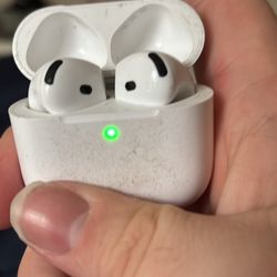 Apple AirPods 4 With Noise Canceling