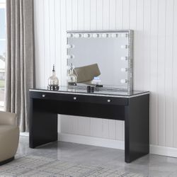Vanity & Hollywood Mirror, 💲39 Down 